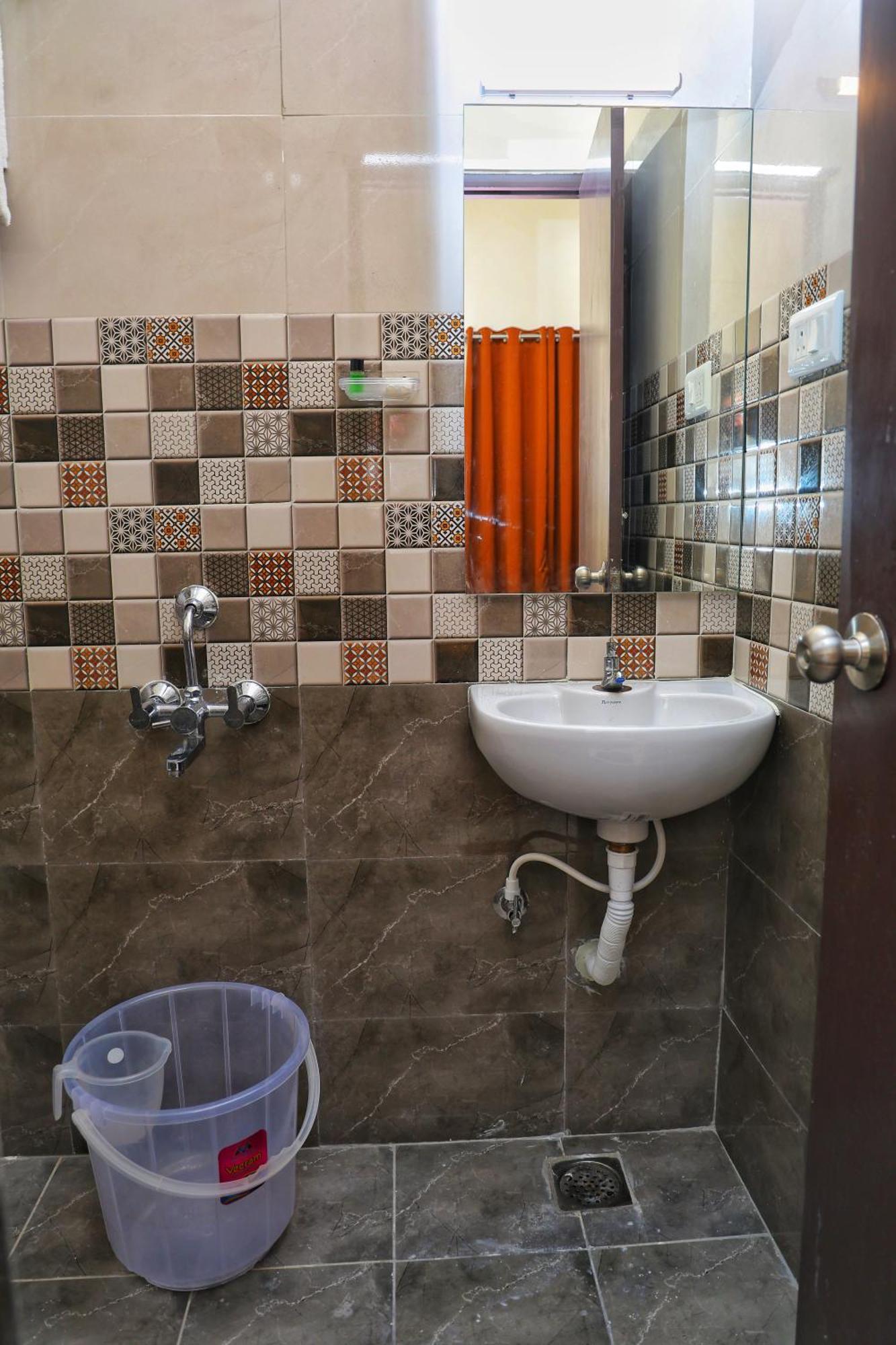 Jn Residency Perungudi Bed & Breakfast Chennai Exterior foto
